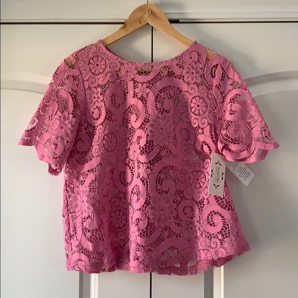 Nanette pink lace top. 🎀👛🎀 - Picture 2 of 4